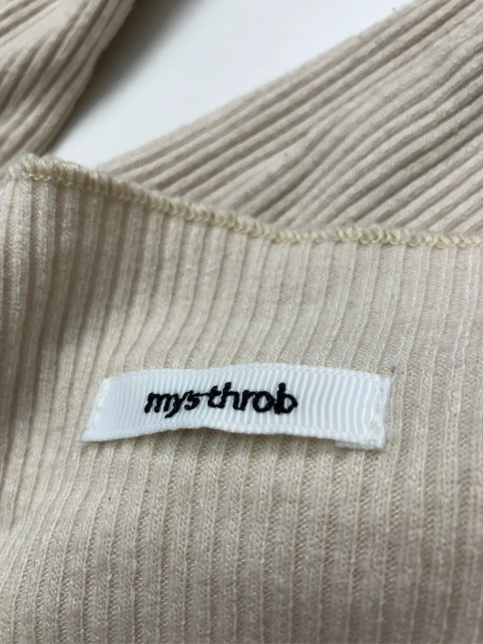 https://r2-worker.digdig.jp/product/fc576e8c-0338-4855-9e27-97fb9343935c/10383781-0ea4-4550-bf4c-85cdb492a2a9