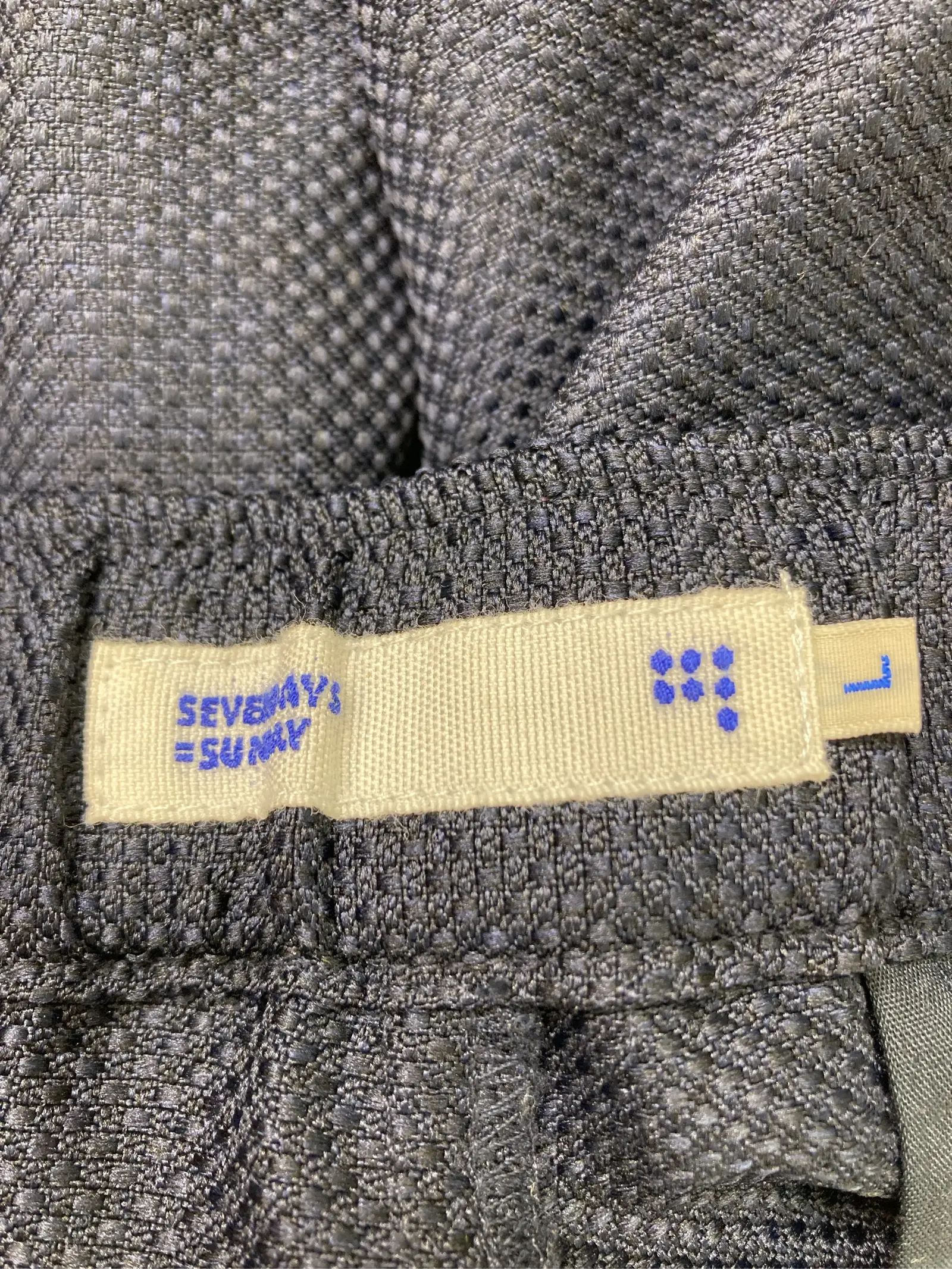 https://r2-worker.digdig.jp/product/fcc58028-2018-4b31-a12f-7e3f8fb81d7d/88135dc8-e489-4499-8118-16dbe89d25e7