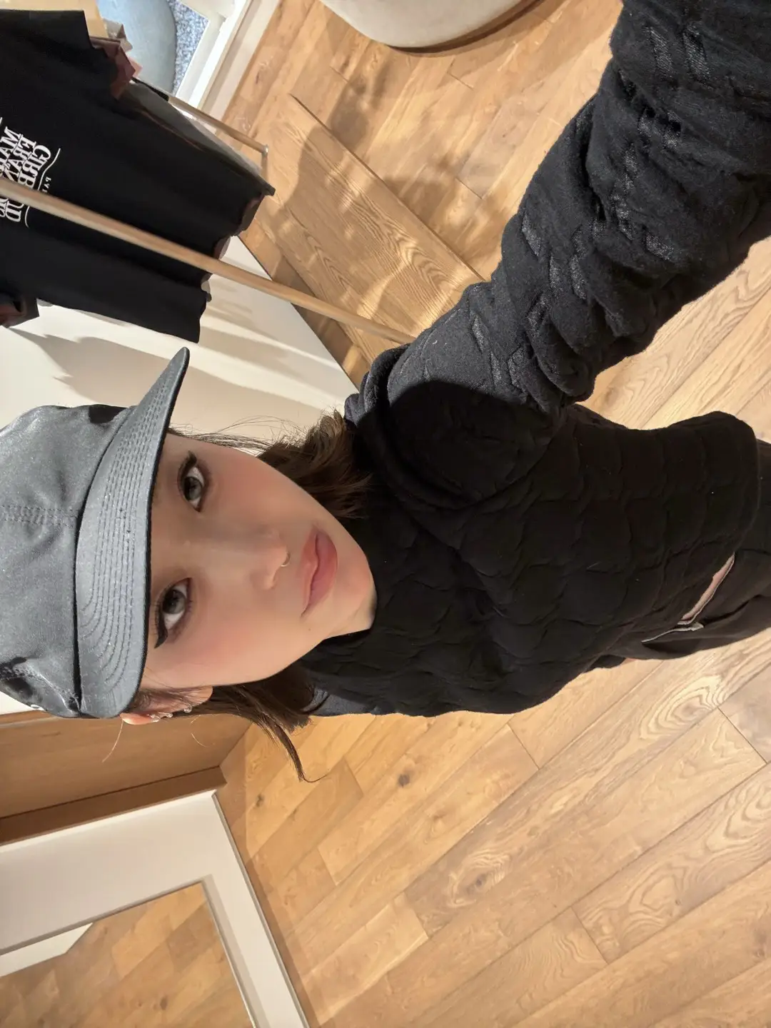 https://r2-worker.digdig.jp/product/fcd0cd2e-b86b-4192-8a9d-c2dbb800e39d/30de15c3-8a43-4106-980e-6a025e5fdd65