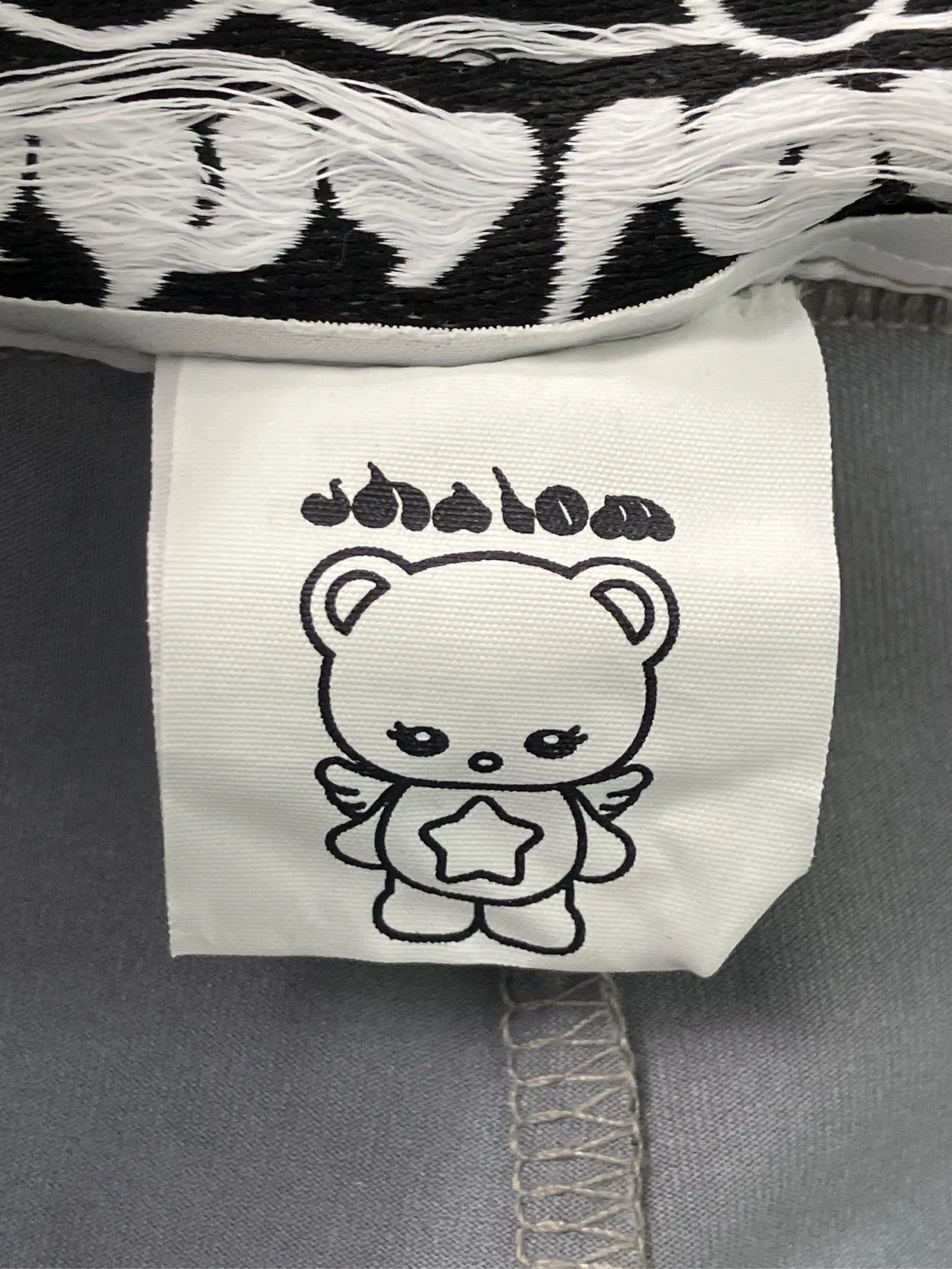 https://r2-worker.digdig.jp/product/fd18cd92-26a1-4a82-bfae-0c6d9cedc484/27e384ec-45fd-4ca8-86ae-3b8c6ed65df8