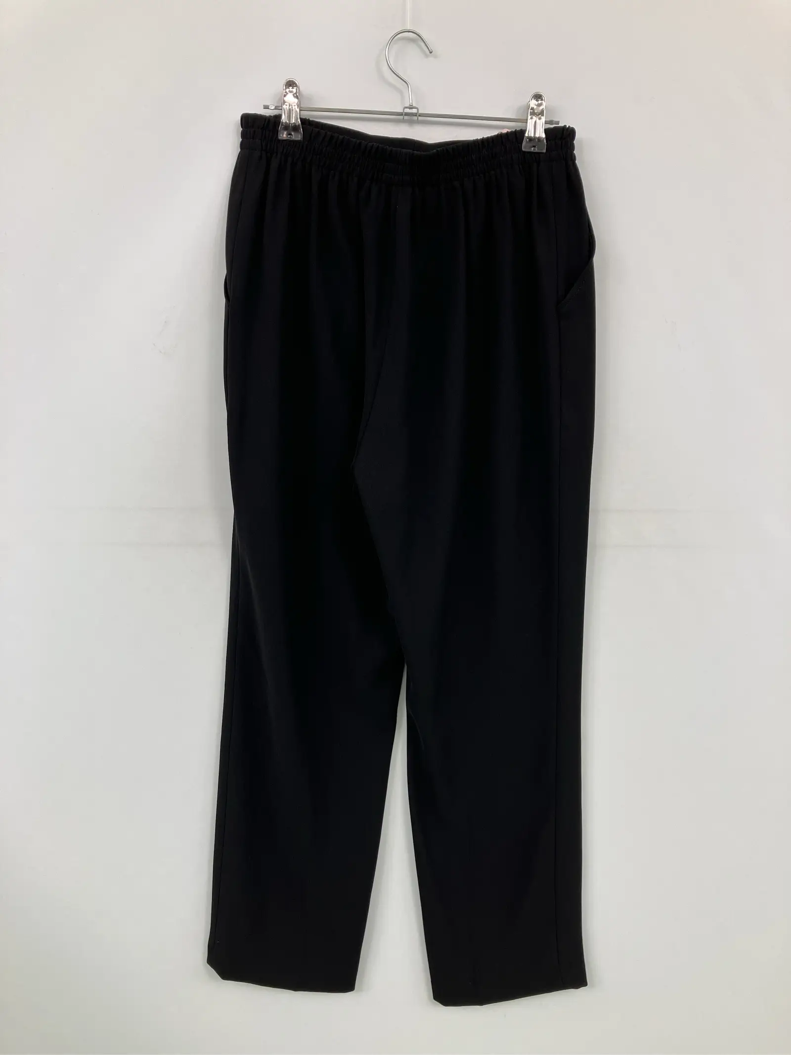 https://r2-worker.digdig.jp/product/fd3efc6a-e4e4-42aa-8805-6d3f3c651c3f/69ea5a06-a227-46ee-a46a-34457f8a1325
