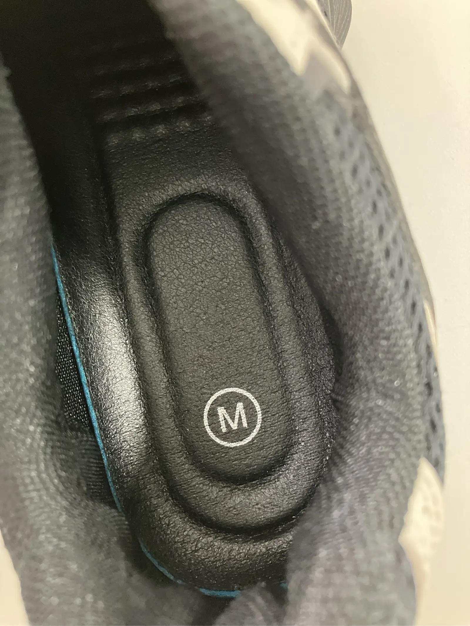 https://r2-worker.digdig.jp/product/fd68f65a-6753-4d9d-aad1-cd6b43fa92aa/e70f503c-ea67-4713-9199-532b4ab34157