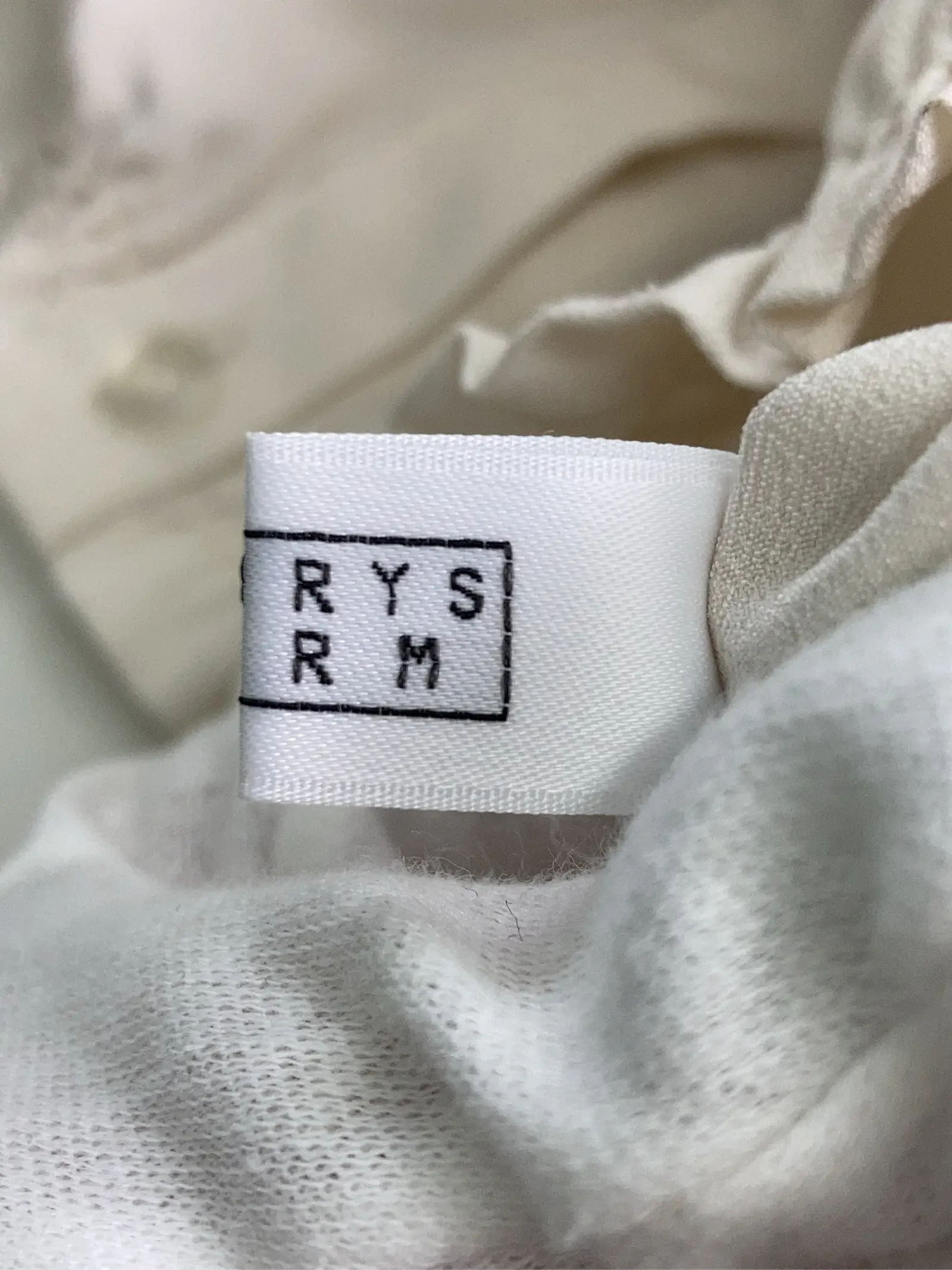 https://r2-worker.digdig.jp/product/fd696360-f223-441b-8bfb-69ed344e181f/64d5bfa6-44b3-4cc3-946e-71ae5b92825a