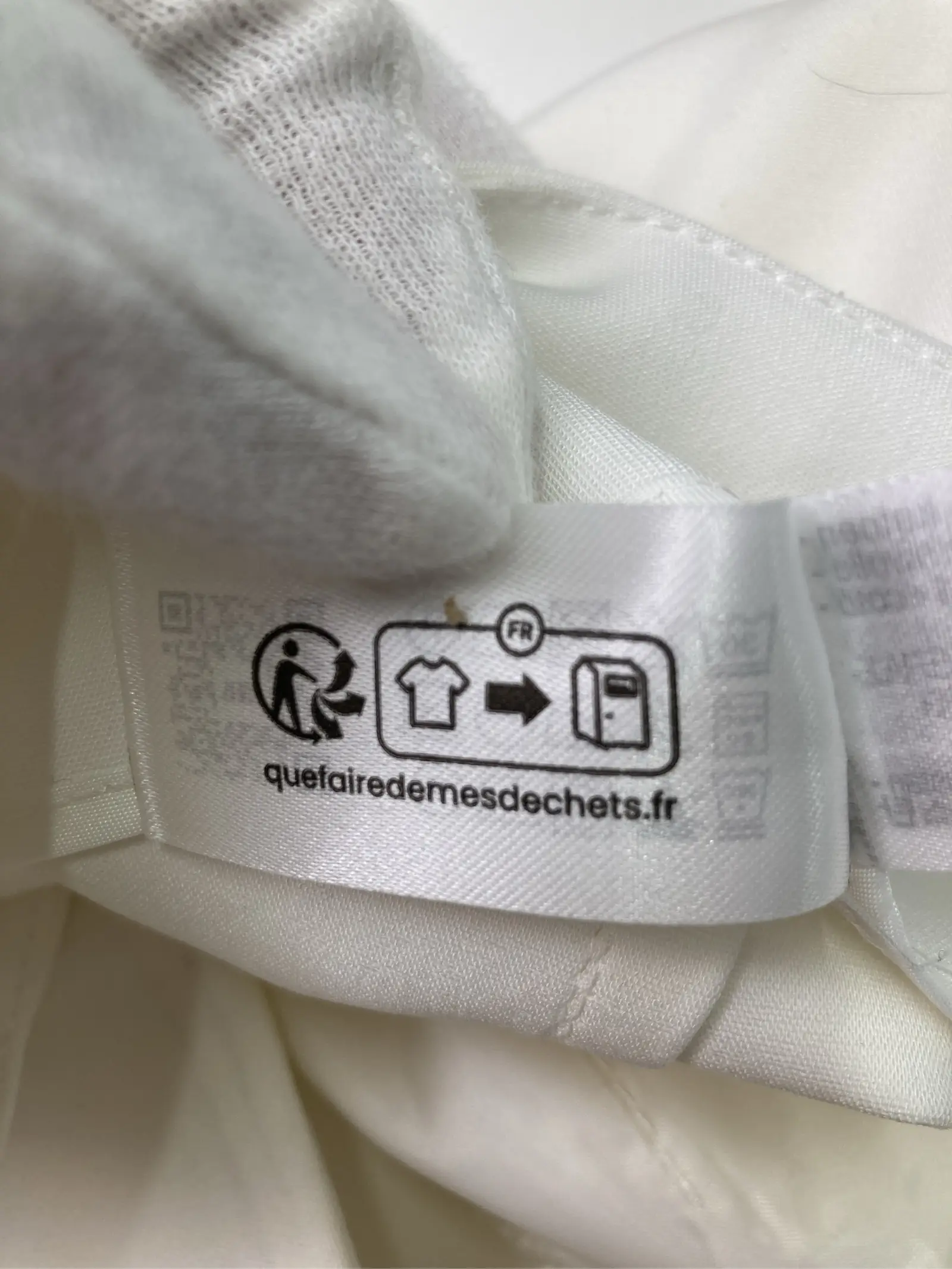 https://r2-worker.digdig.jp/product/fde981f7-7617-489b-bfd7-01fb8f5cfe4e/d7fa0d3c-2e48-407c-92fe-d508a728613e