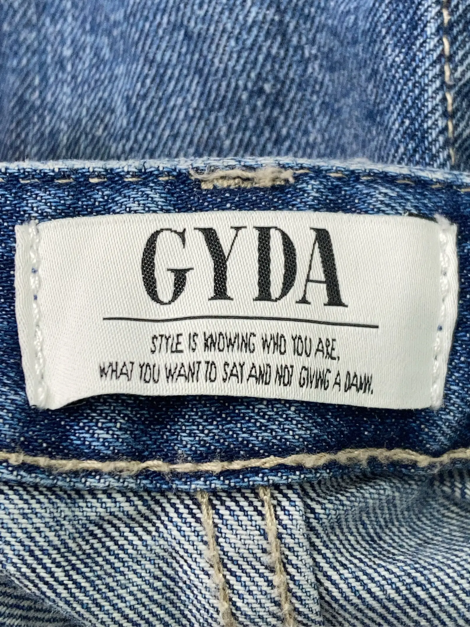 https://r2-worker.digdig.jp/product/fe1570a4-8479-4a6c-b87f-1f615a2bc39e/2bb5ab55-52b5-4d4d-90be-c82f0041bfa0