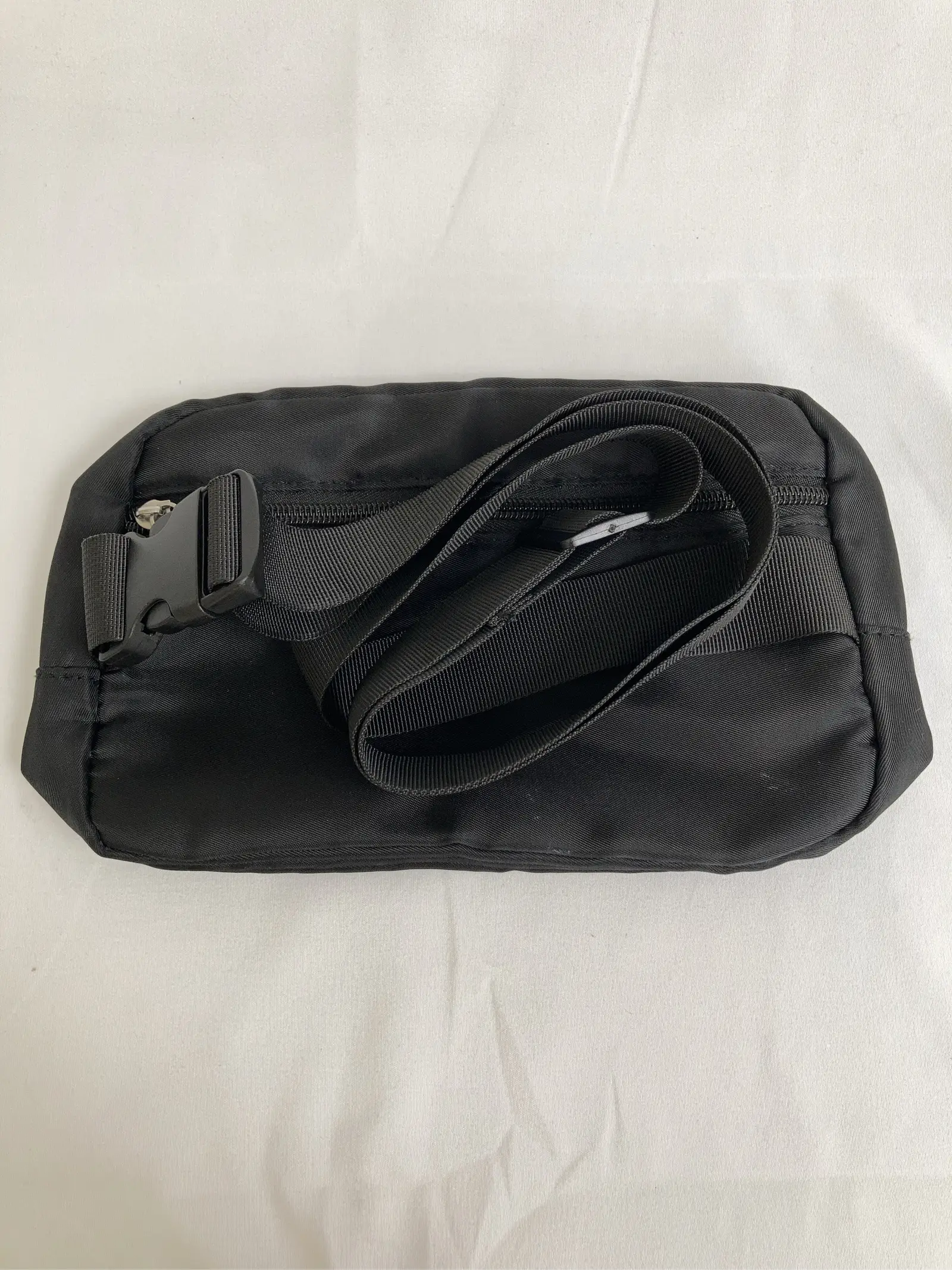 https://r2-worker.digdig.jp/product/fe279a0e-e24d-4ff9-9f81-d5ec18135a12/6bed2a9b-9616-452b-b33b-db2b966950f9
