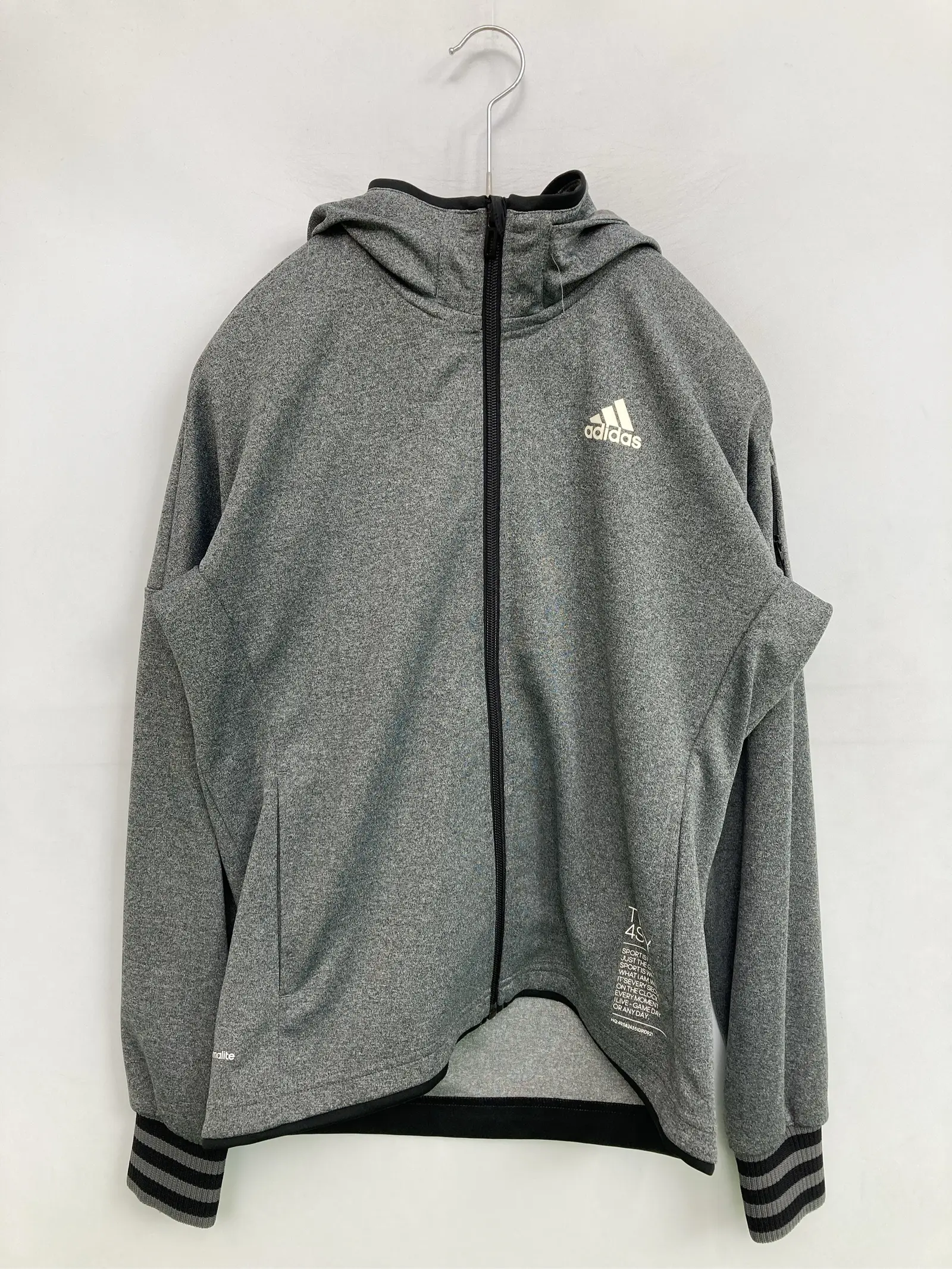 https://r2-worker.digdig.jp/product/fe417477-07d8-4369-a36d-1027b8cd4a4e/97a754a2-3fe4-4500-b0e7-11ae1ab8a011