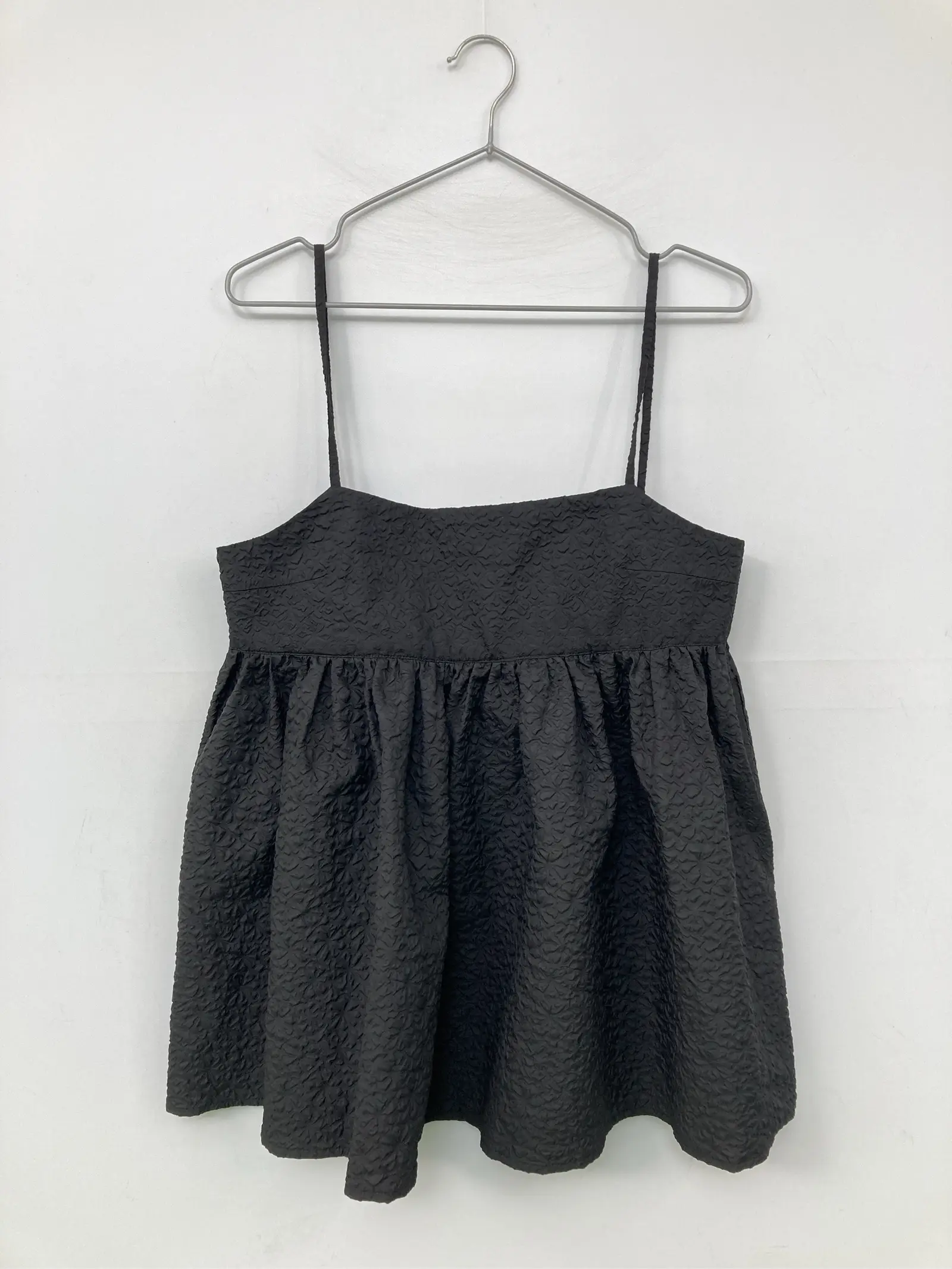 https://r2-worker.digdig.jp/product/fefbcecc-a02a-4521-a22a-17fa8aedf83d/8852fb4c-b96e-46bd-953a-1e73d11b8abc