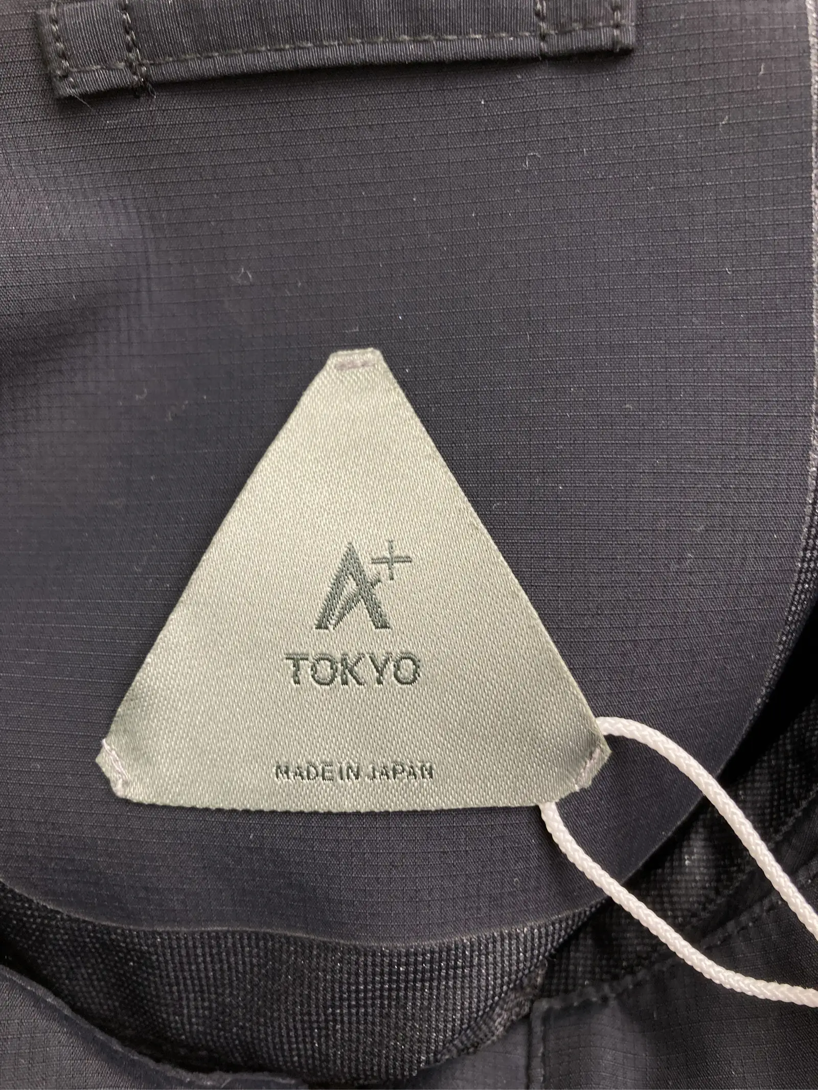https://r2-worker.digdig.jp/product/ff8d1e48-22b2-4ba7-bc72-fa95988ff95b/2b79a0d6-1a0f-4629-ad84-95282d959c77