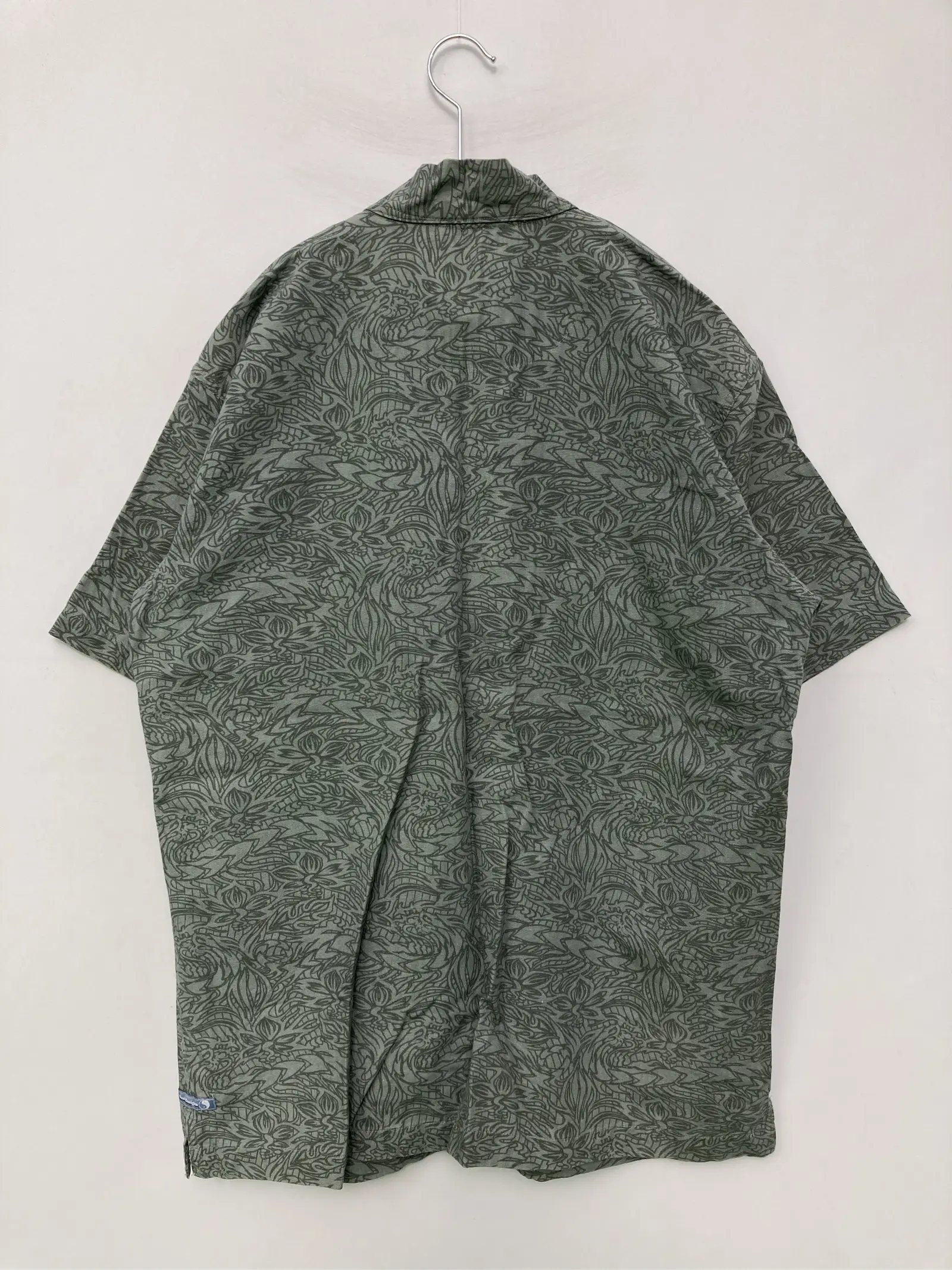 https://r2-worker.digdig.jp/product/ff90d0ce-92d6-47e6-8e52-d1a3471401e5/7cbbd9ea-4a39-4982-b17e-8021955d0552