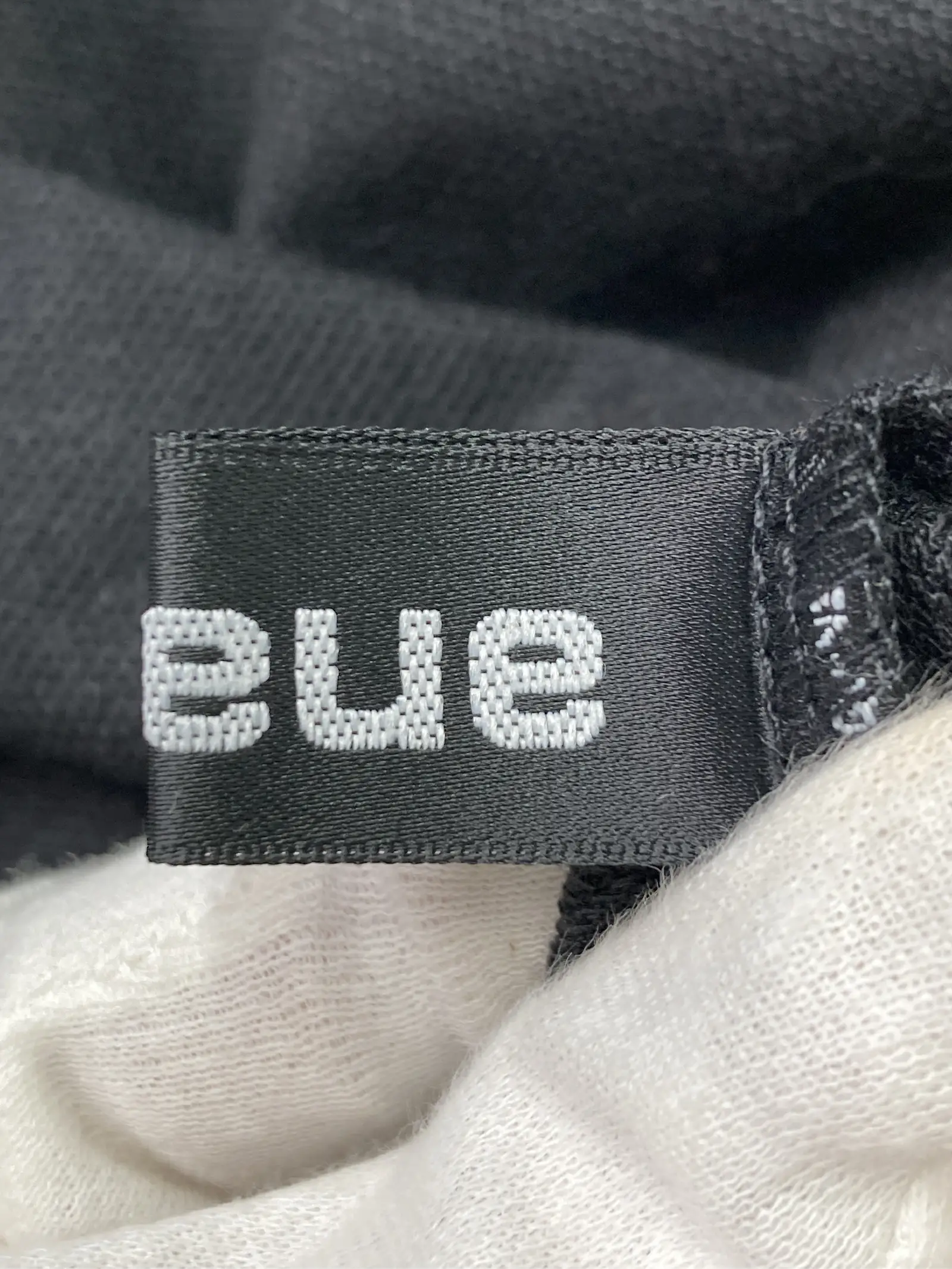 https://r2-worker.digdig.jp/product/ffdcd30d-5fbf-4bfb-9986-dd5cdbe0c706/364afa79-450e-40d9-b269-daf998433898